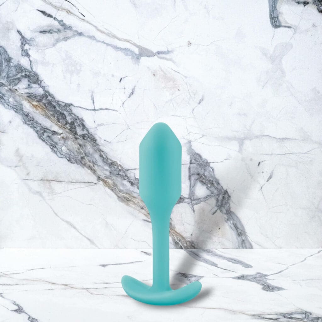 B- Vibe snug plug butt plug