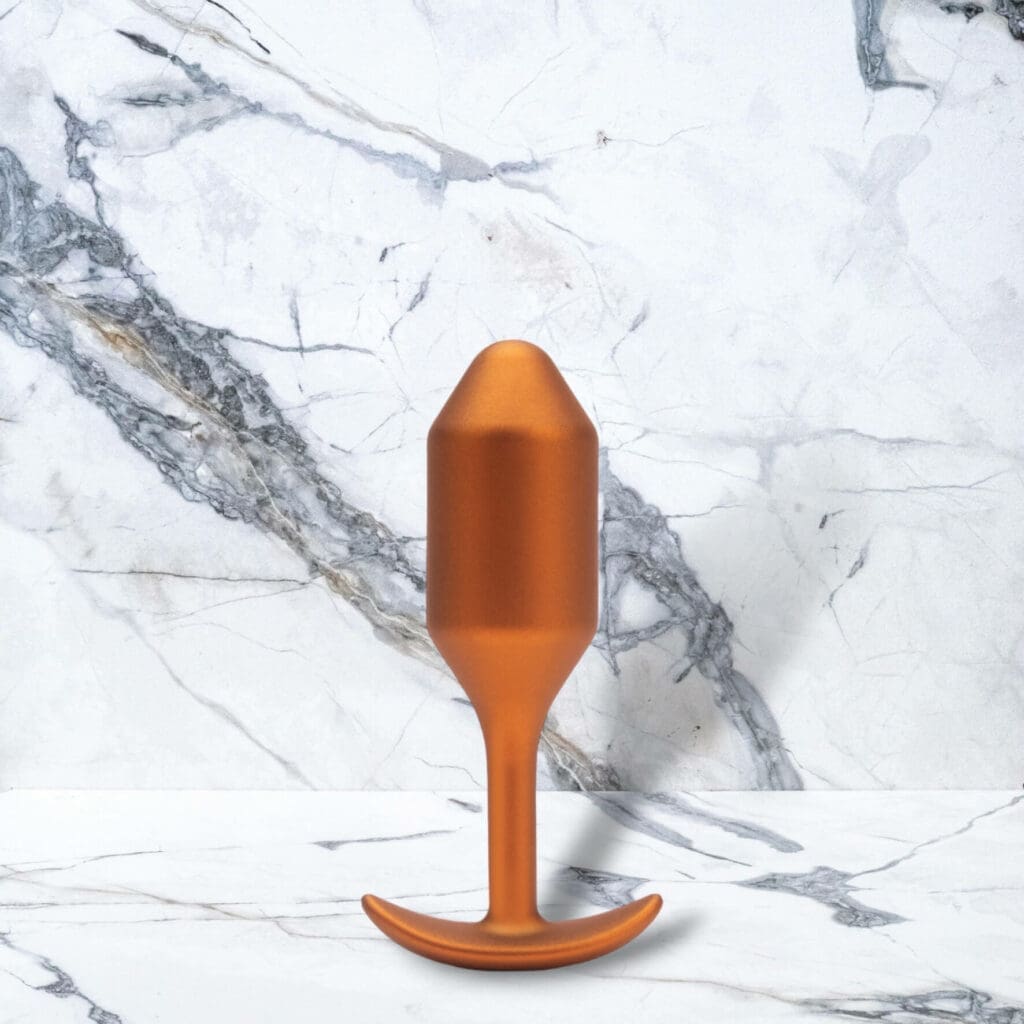 B- Vibe snug plug butt plug