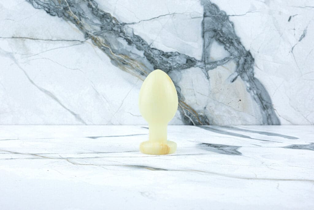 Crystal Buttplug Ava Red Jasper 37