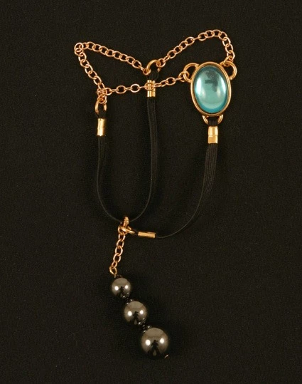 Sylvie Monthule Penis Jewelry Sacred Stone Gold 2