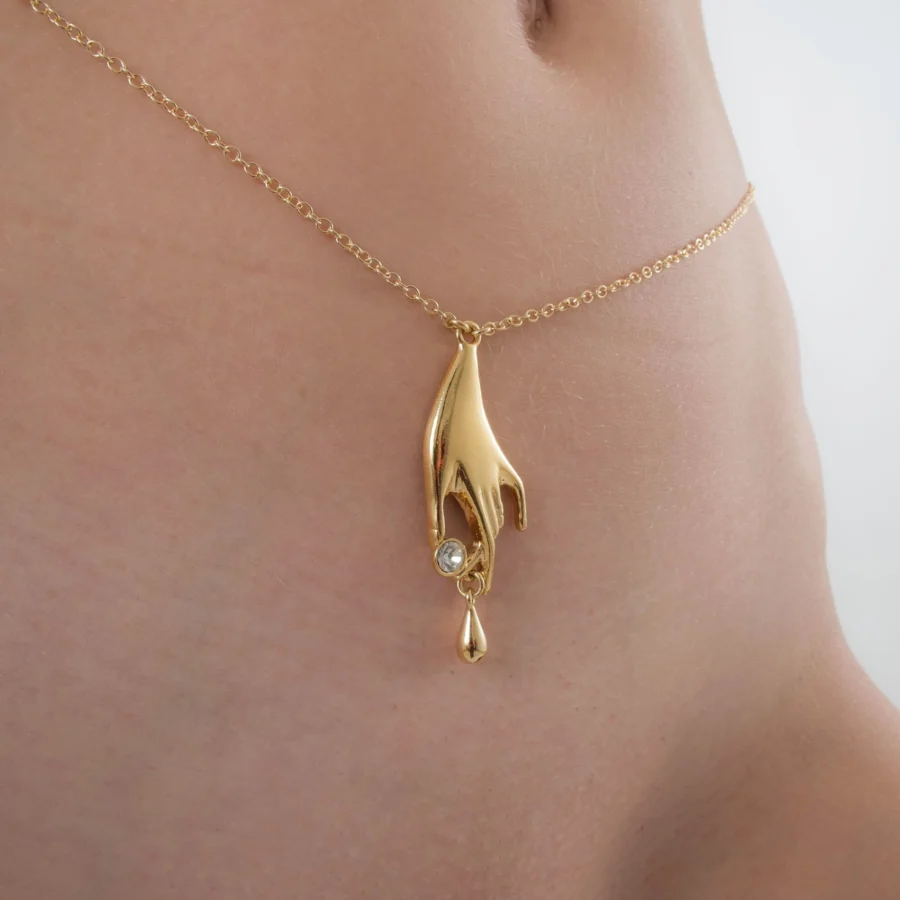 Sylvie Monthule Hip Necklace Secret Caress Gold 3