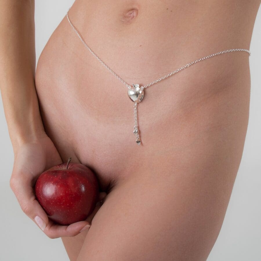 Sylvie Monthule Hip Necklace Crunched Apple Silver