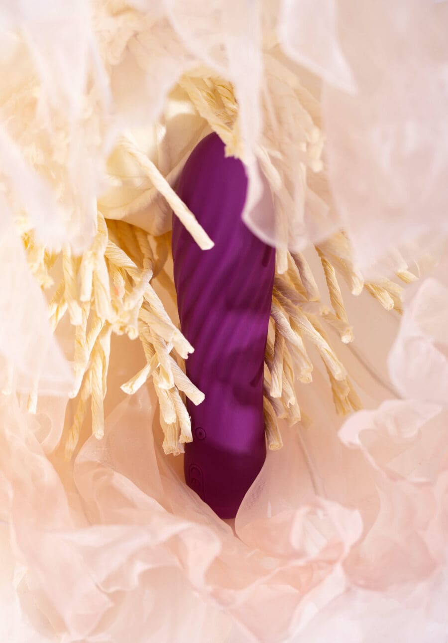 Svakom Tulip Vibrator Purple