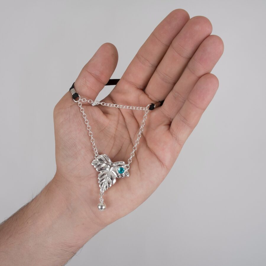 Sylvie Monthulé - Testicle Jewelry Silver Leaf