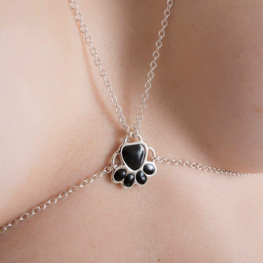 Sylvie Monthulé - Chest Jewelry Velvet Cat Paws | Silver