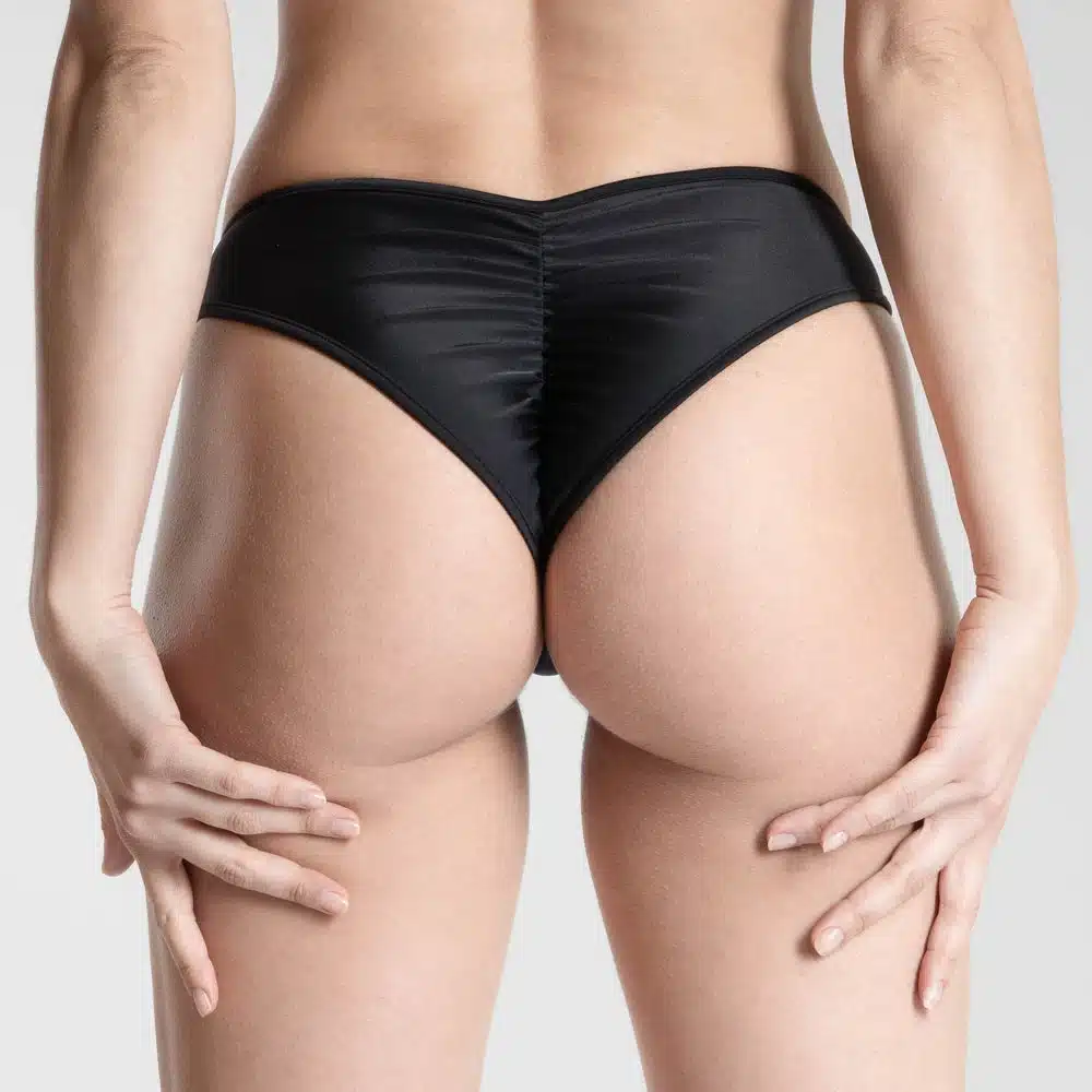 Lucky Cheeks | Bikini Black Beauty - Scrunch Brazilian Panty - Black - Image 2