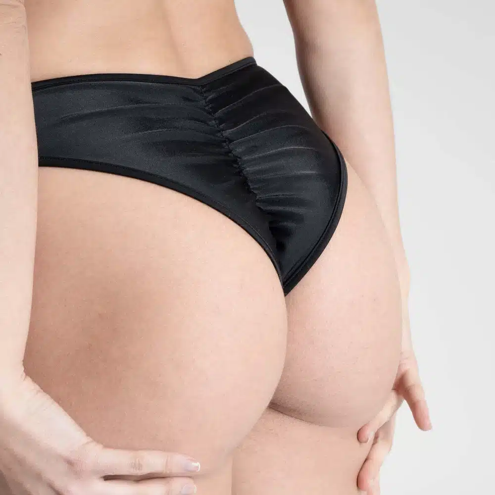 Lucky Cheeks | Bikini Black Beauty - Scrunch Brazilian Panty - Black - Image 3