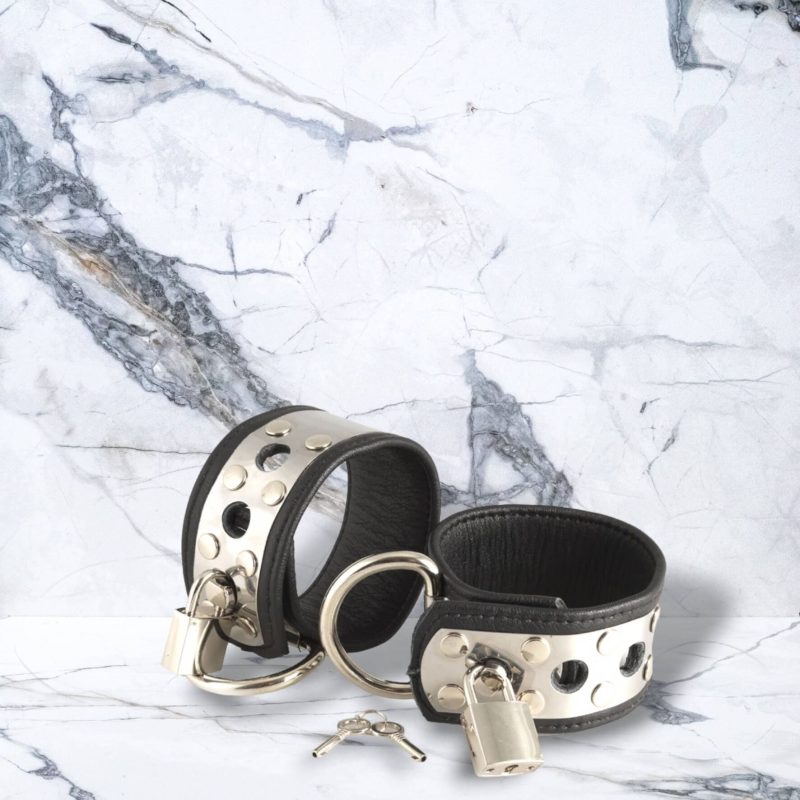 Rimba Bondage Play Leather Handcuffs With Padlock